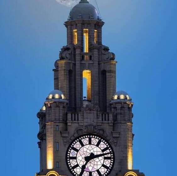 Stunning Quirky 2 Bed Cottage In New Brighton