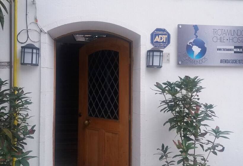 Trotamundos Hostal Hostel