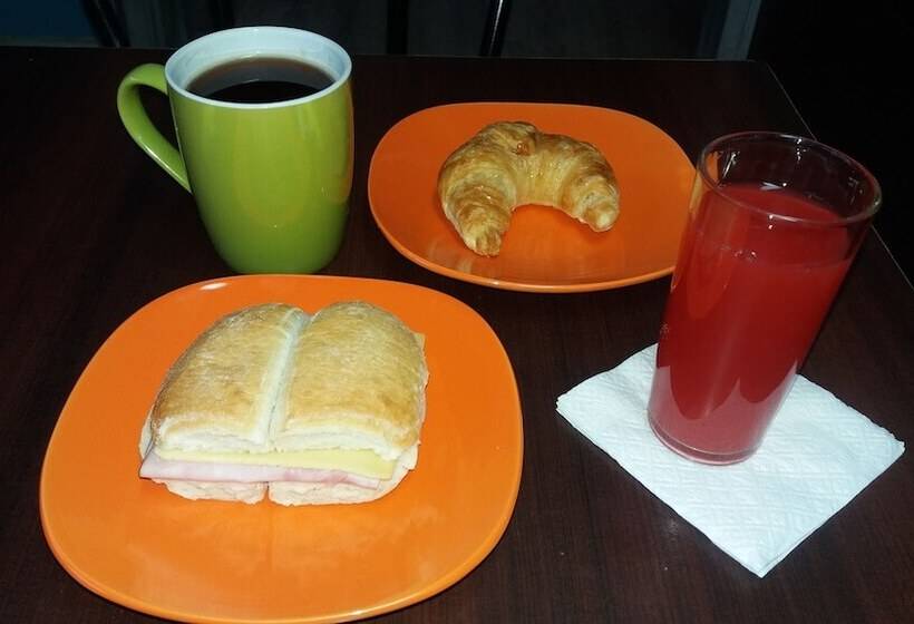 Trotamundos Hostal Hostel