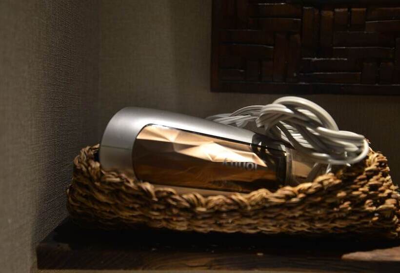 Tsuki No Yado   Hostel