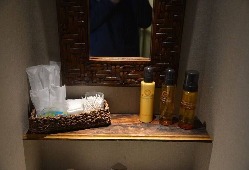 Tsuki No Yado   Hostel