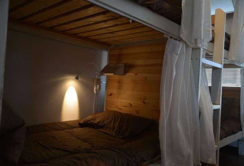 Tsuki No Yado   Hostel