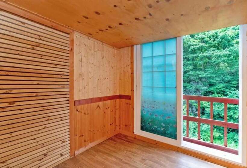 Ulsan Chereville Pension