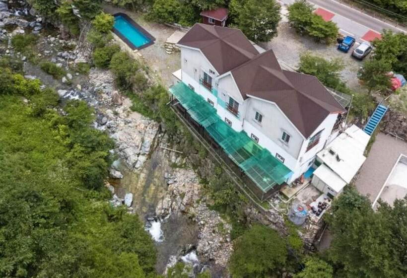 Ulsan Chereville Pension