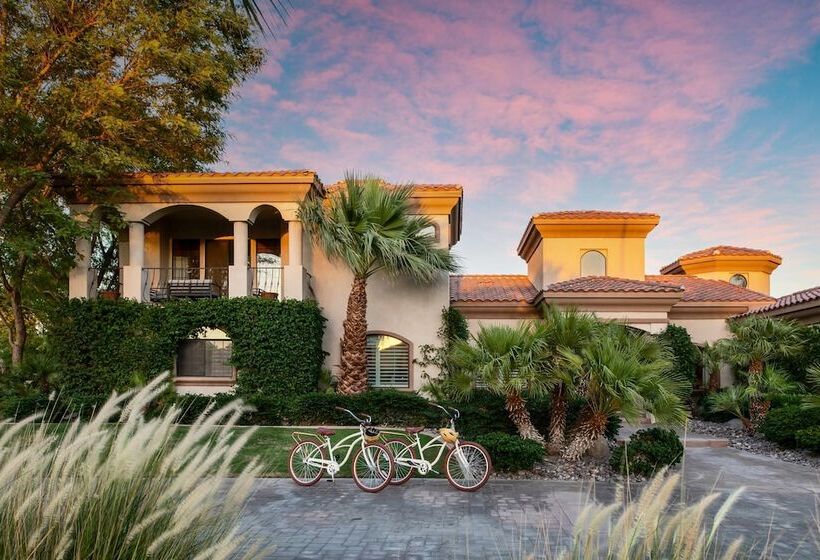 Villa Verbena By Avantstay Expansive Estate W/ B Ball Court, Pool/spa & Entertainer S Yard