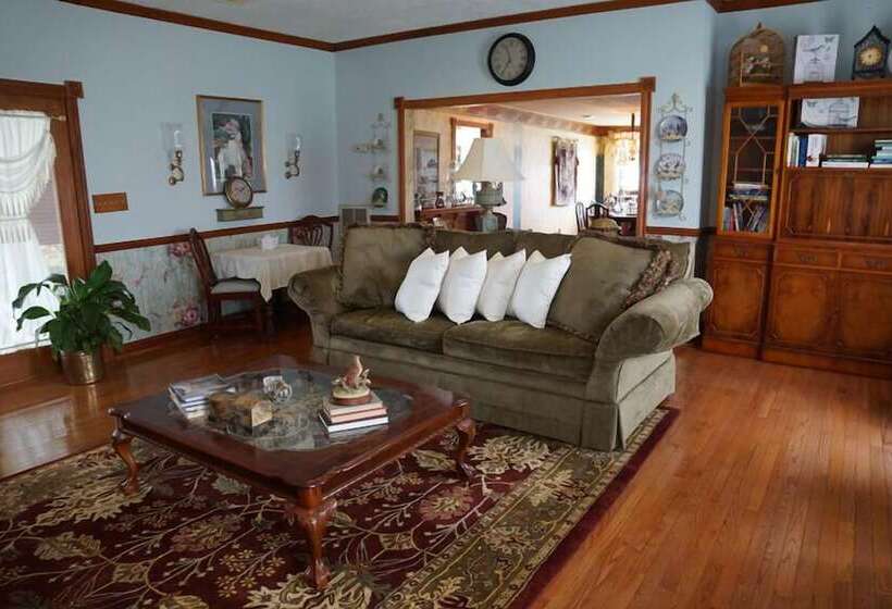 Wyman House Bed And Breakfast