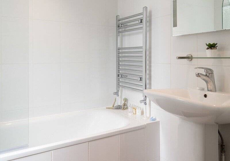 4 Bedroom Villa On Marble Arch