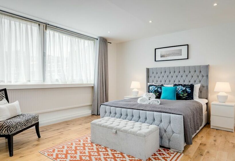 4 Bedroom Villa On Marble Arch