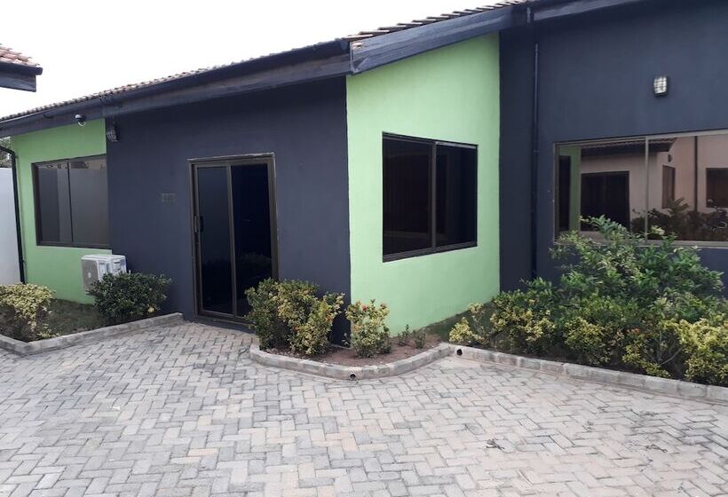 ベッドアンドブレックファースト Reko Homes