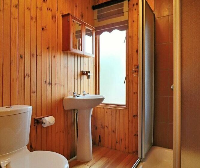 צימר Tata Farm Game Lodge