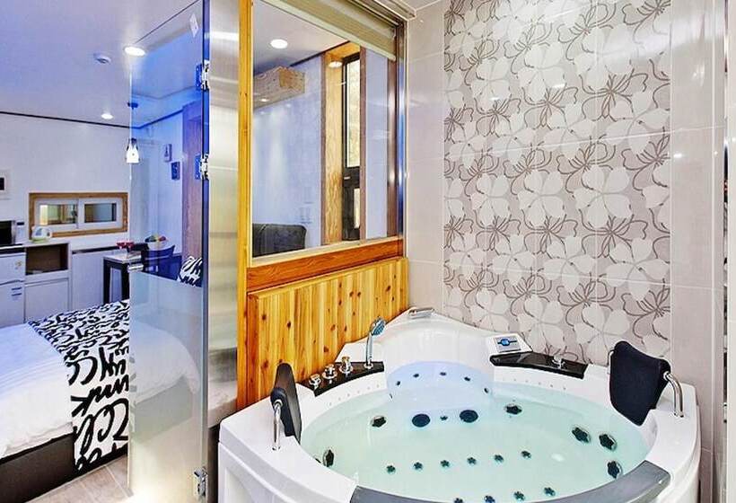 Daebudo  Aloha Pension