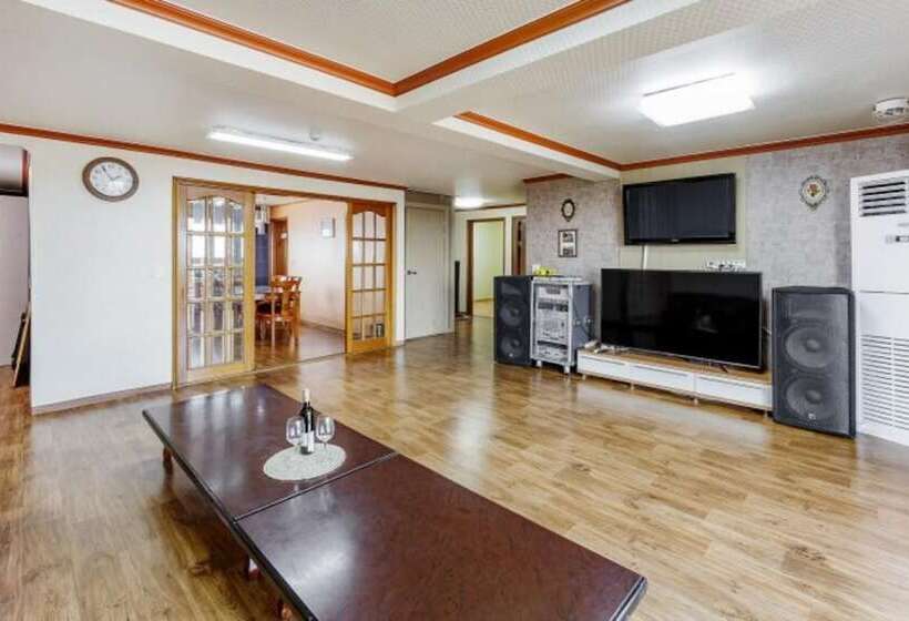 Daebudo Seaside Healing Camp Pension