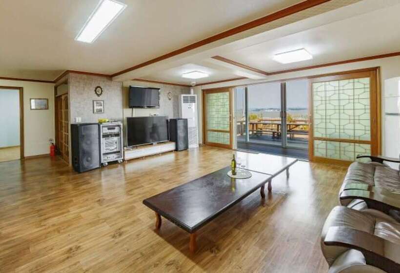 Daebudo Seaside Healing Camp Pension