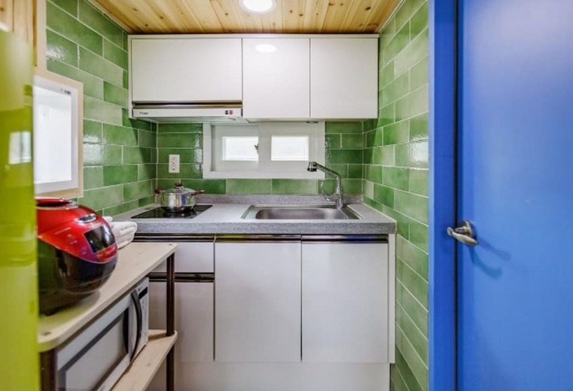 Daebudo Seaside Healing Camp Pension