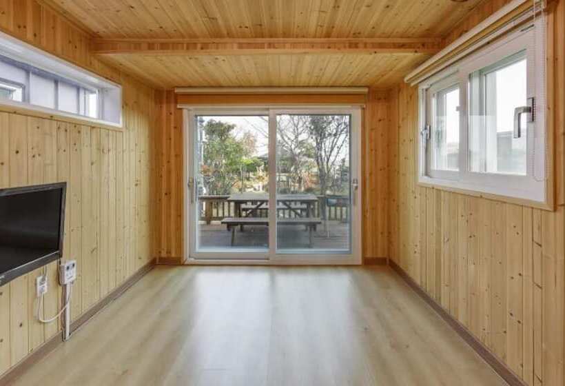 Daebudo Seaside Healing Camp Pension