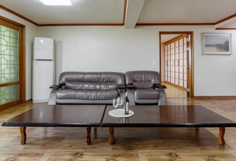 Daebudo Seaside Healing Camp Pension