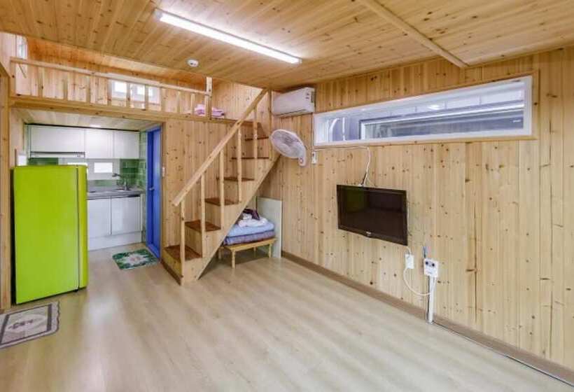 Daebudo Seaside Healing Camp Pension