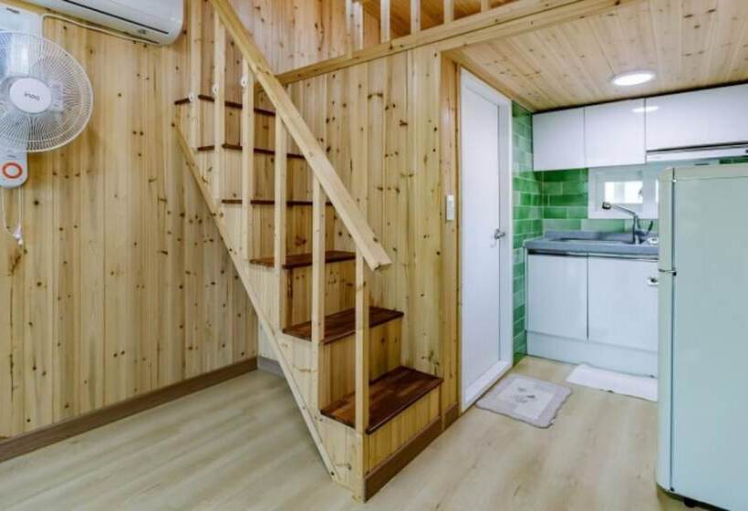 Daebudo Seaside Healing Camp Pension