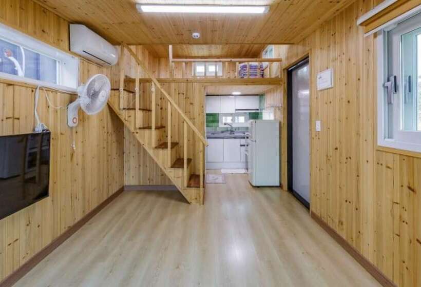 Daebudo Seaside Healing Camp Pension