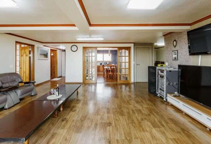 Daebudo Seaside Healing Camp Pension