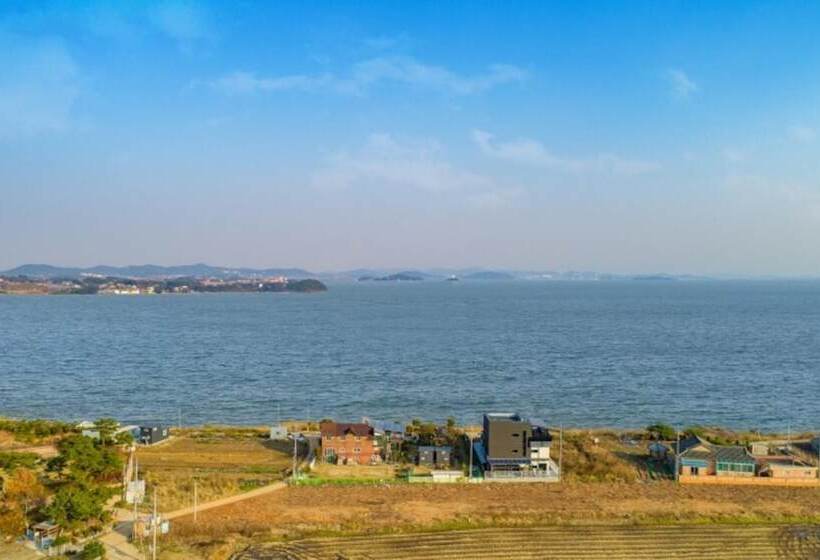 Daebudo Seaside Healing Camp Pension