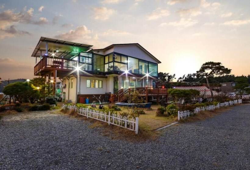 Daebudo Seaside Healing Camp Pension
