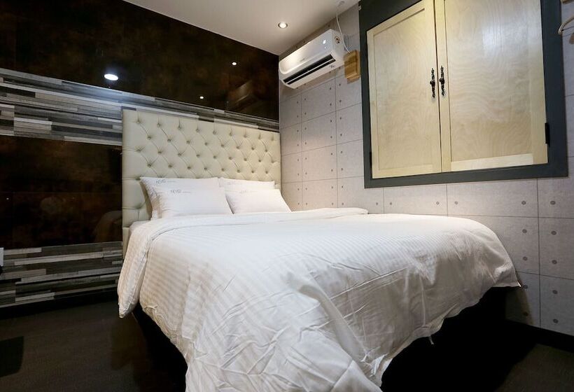 בית מלון כפרי Ansan Wa