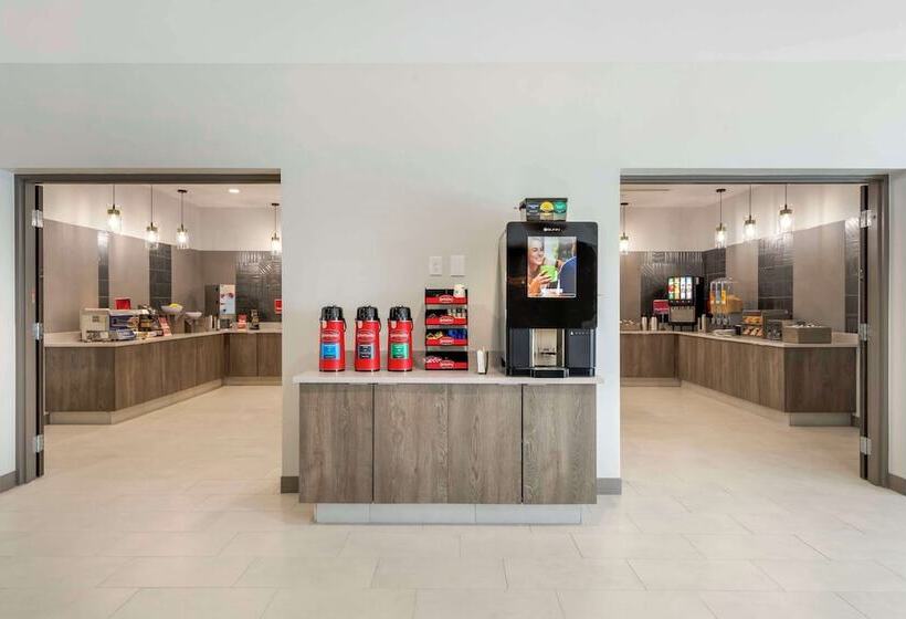 فندق Best Western Plus Winter Haven Inn & Suites