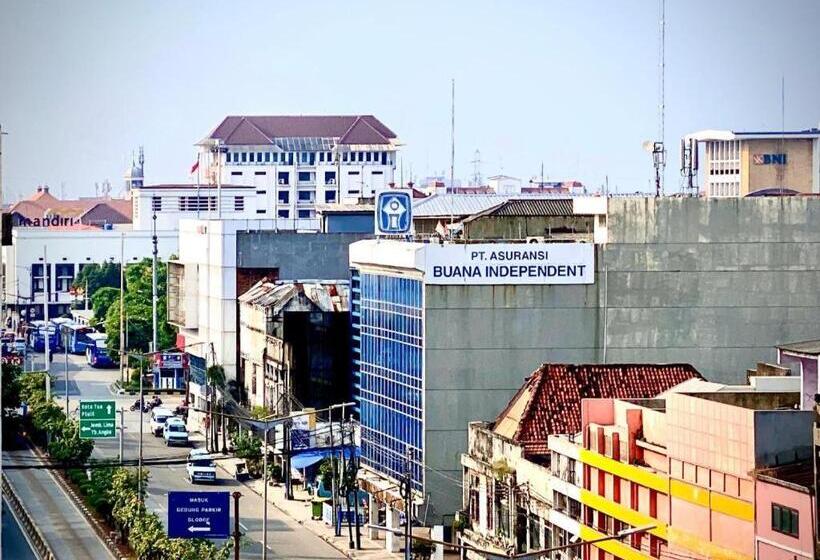 هتل Mutiara Kota Tua