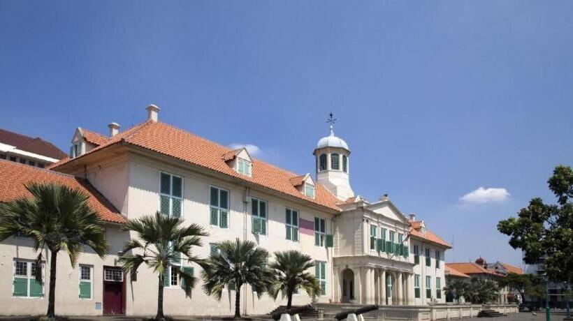 هتل Mutiara Kota Tua