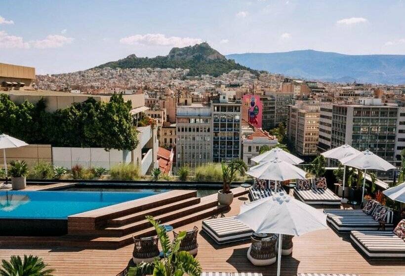 Skylark, Aluma Hotel & Resort