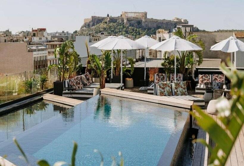 Skylark, Aluma Hotel & Resort