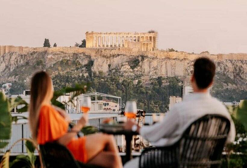 Skylark, Aluma Hotel & Resort