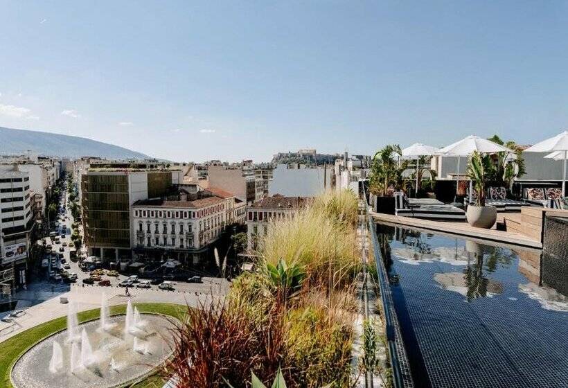 Skylark, Aluma Hotel & Resort