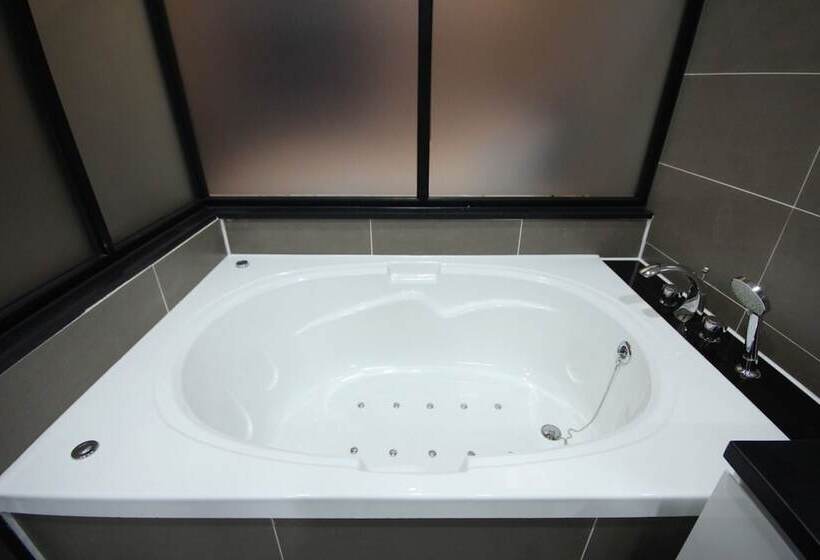 모텔 Busan Sasang Hotel Ire