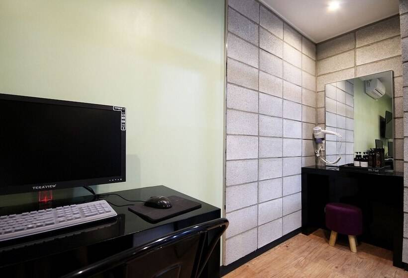 모텔 Busan Sasang Hotel Ire