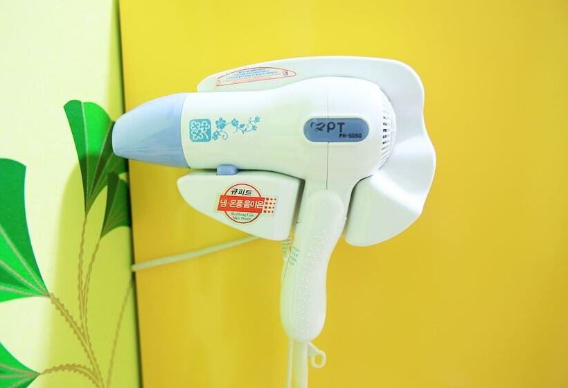 فندق على الطريق Daebudo View