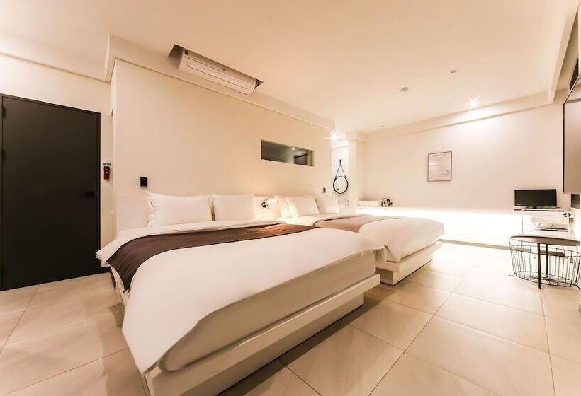 Мотель Daegu Dongchon Cacaotel