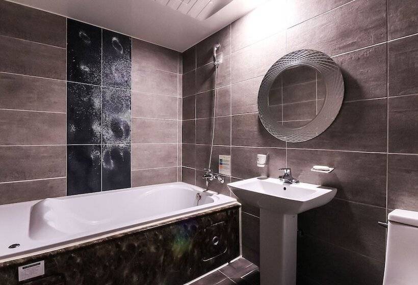 모텔 Daegu Dongdaegu Station 10th Street