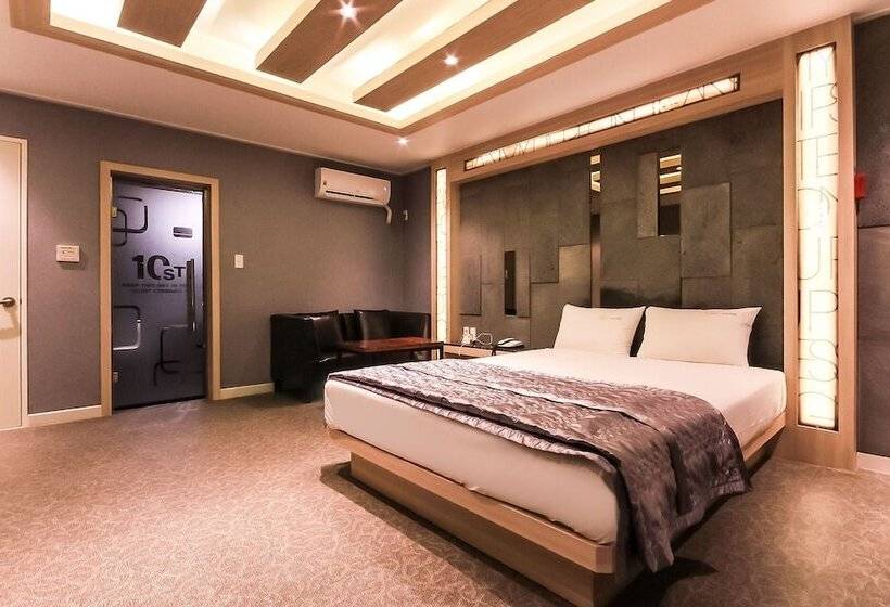 모텔 Daegu Dongdaegu Station 10th Street