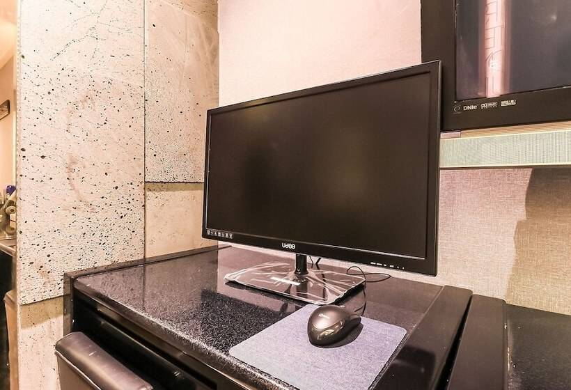 모텔 Daegu Dongdaegu Station 10th Street