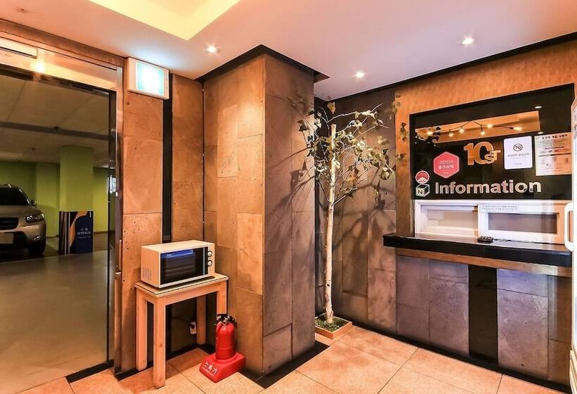 모텔 Daegu Dongdaegu Station 10th Street