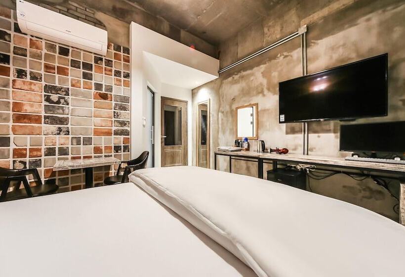 מוטל Daegu Gyeongbuk University Bridge