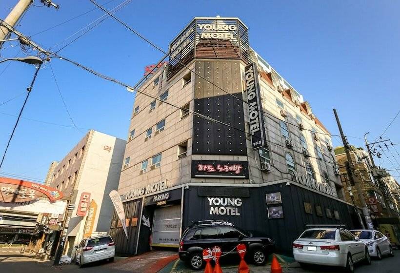 모텔 Daegu Gyeongbukdae Young