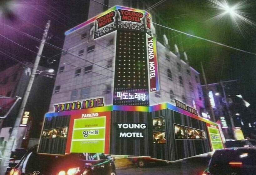 모텔 Daegu Gyeongbukdae Young