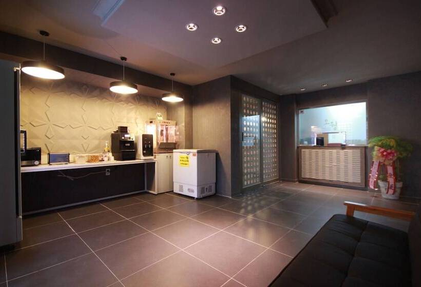 Мотель Daegu Seongseo Owall