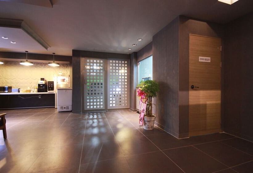 Мотель Daegu Seongseo Owall