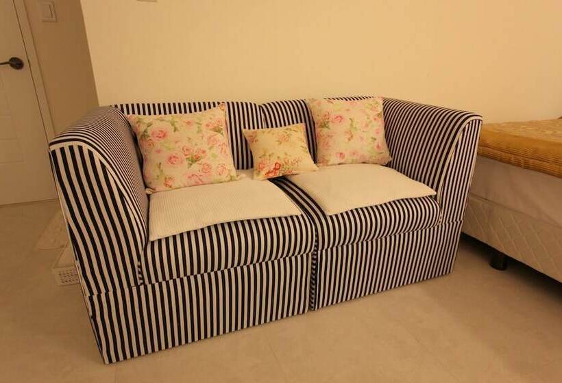 מוטל Daejeon Cherry