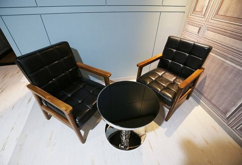 모텔 Daejeon Dunsan Rodeo