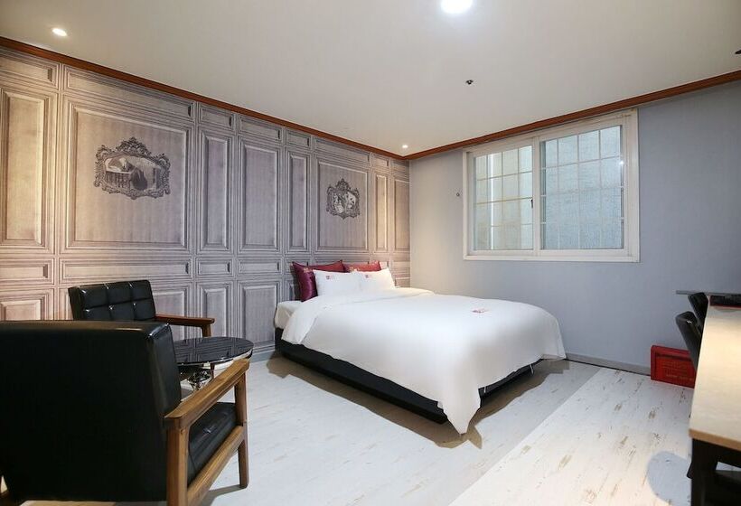 모텔 Daejeon Dunsan Rodeo